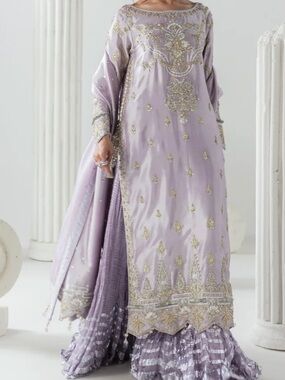 BN Pakistani/indian  Lilac Outfit XL size (KairosByGL)